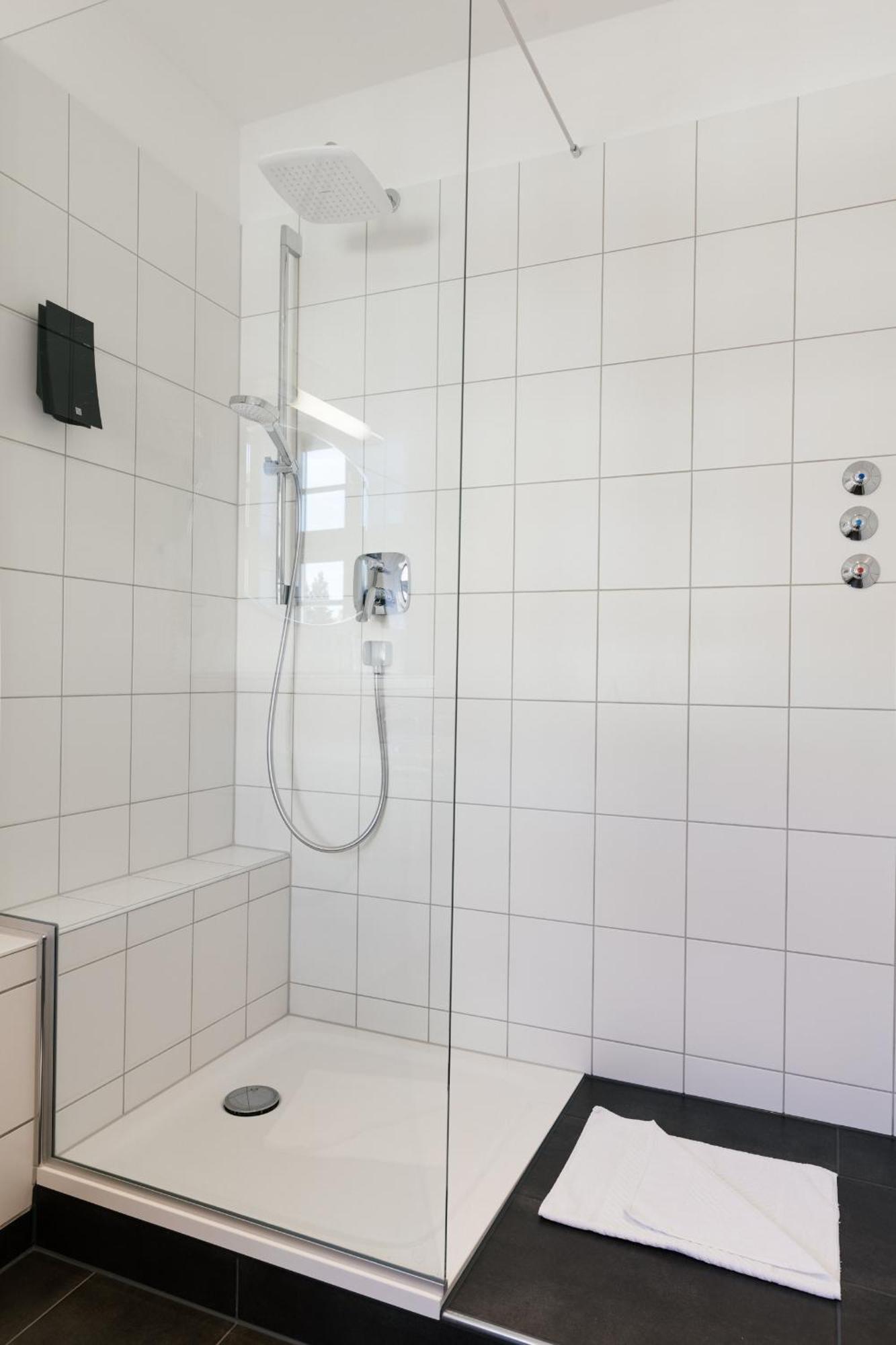 Hotel Zum Schwan Wanfried Luaran gambar
